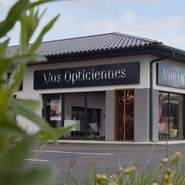 Photo de couverture de l'article Vos Opticiennes fêtent leurs 10 ans — Une décennie de passion et de regards partagés